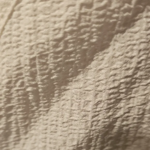 SHEIN NWT Women's Cream Ruched Crop Blouse Short Sleeve Size XSmall - Picture 3 of 7